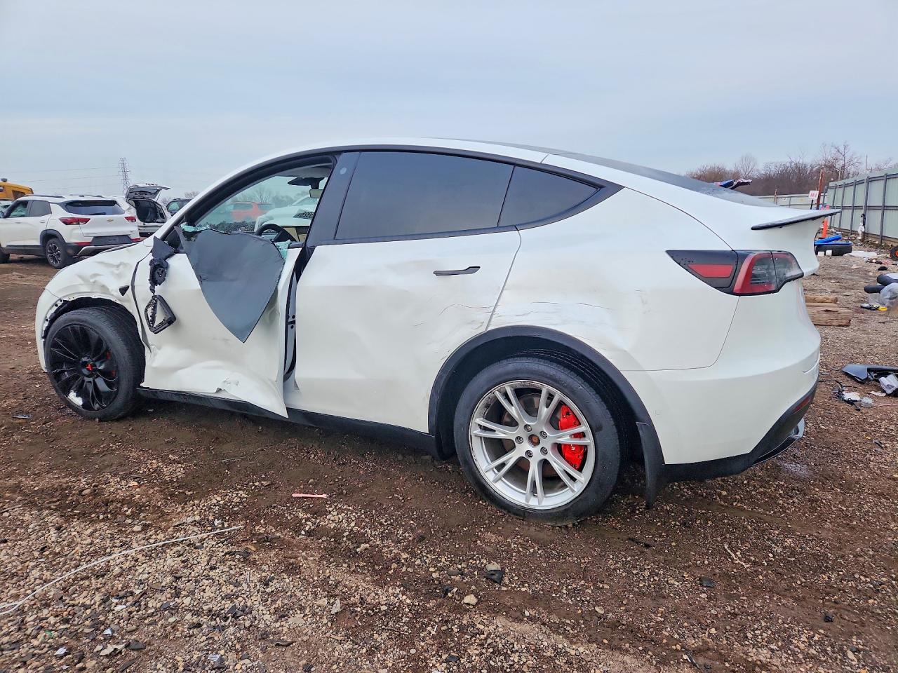 2021 TESLA MODEL Y photo 3