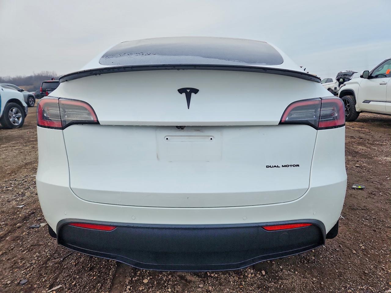2021 TESLA MODEL Y photo 11