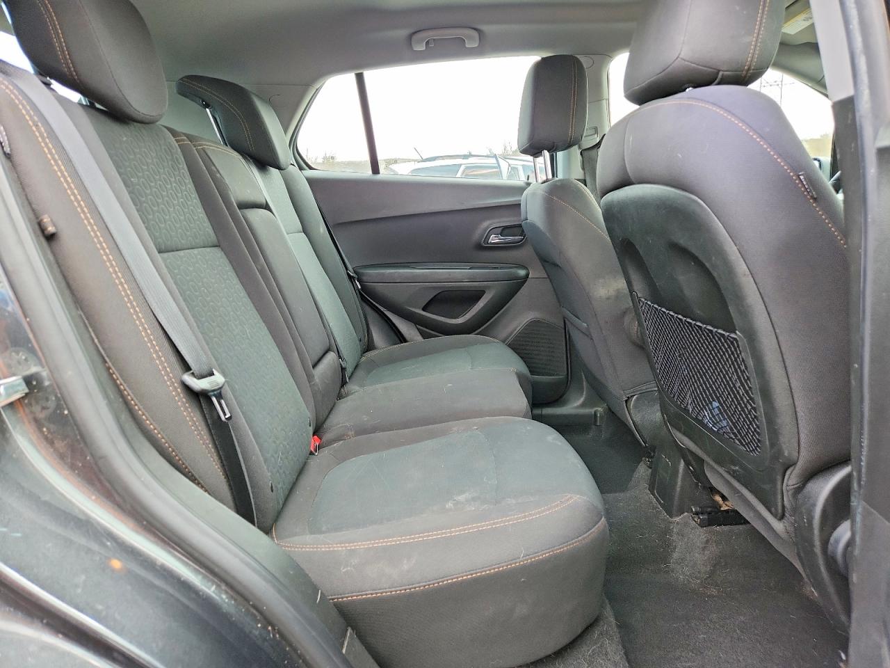2019 CHEVROLET TRAX LS photo 11