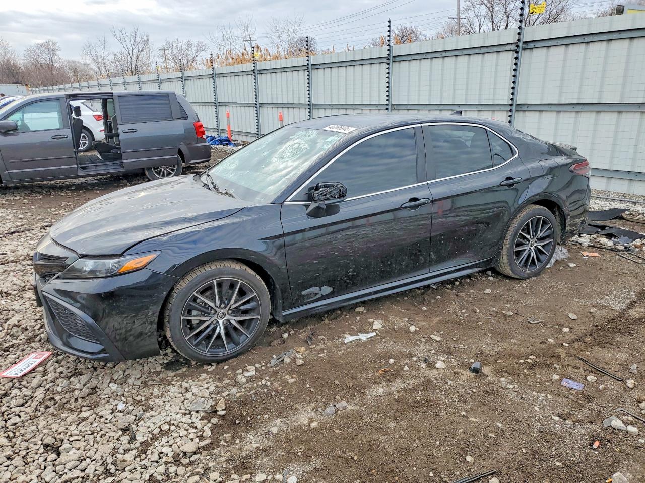 2021 TOYOTA CAMRY
