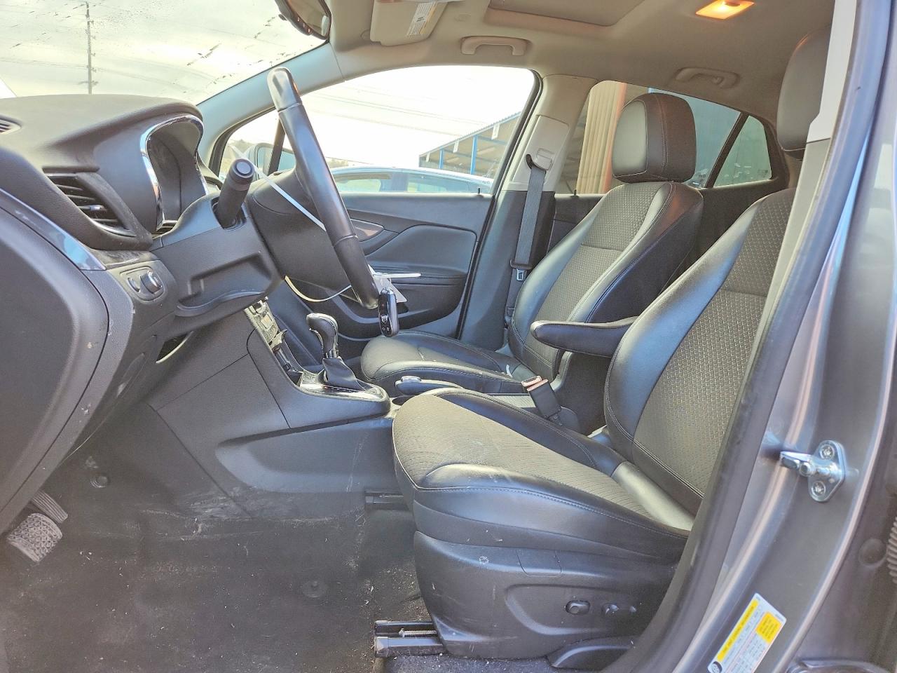 2020 BUICK ENCORE SPORT TOURING photo 13