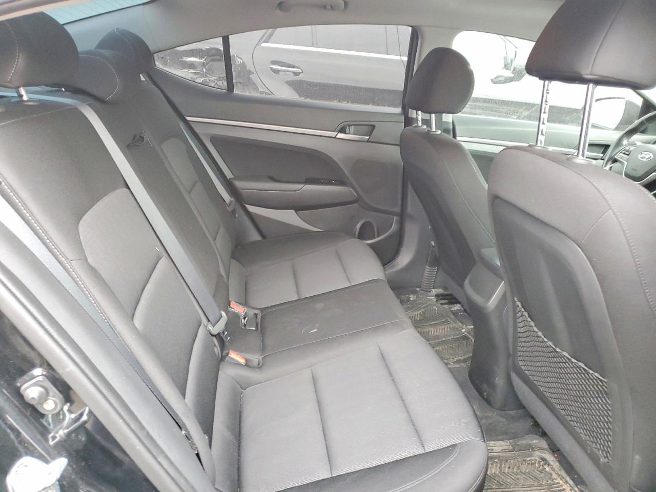 2017 HYUNDAI ELANTRA SE photo 19