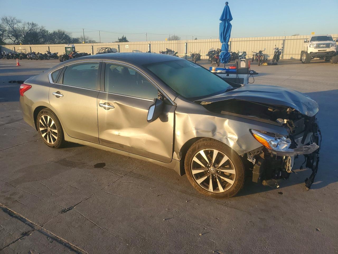 2017 NISSAN ALTIMA 2.5 SV photo 4
