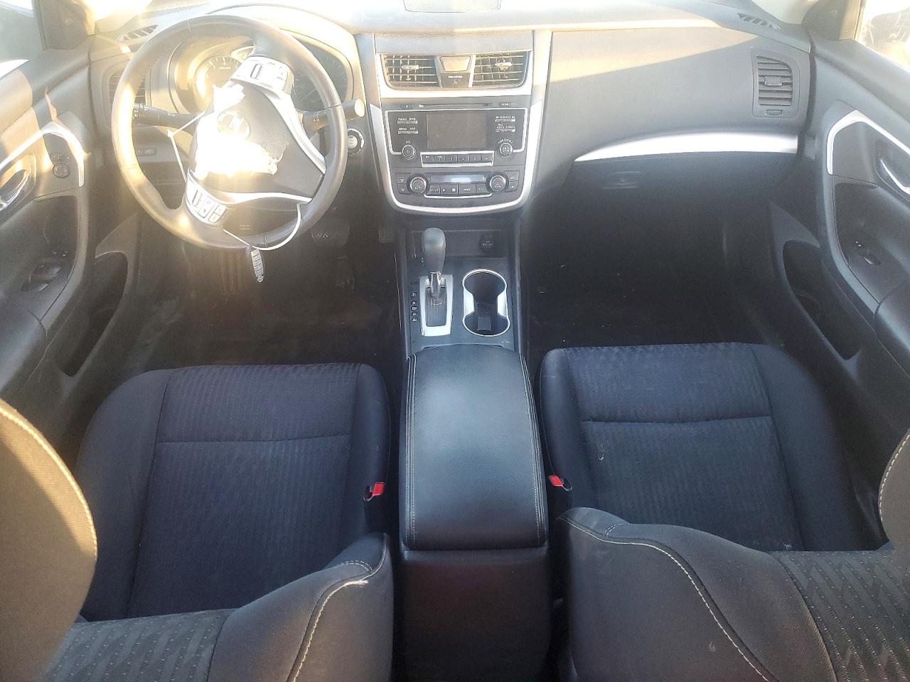 2017 NISSAN ALTIMA 2.5 SV photo 8