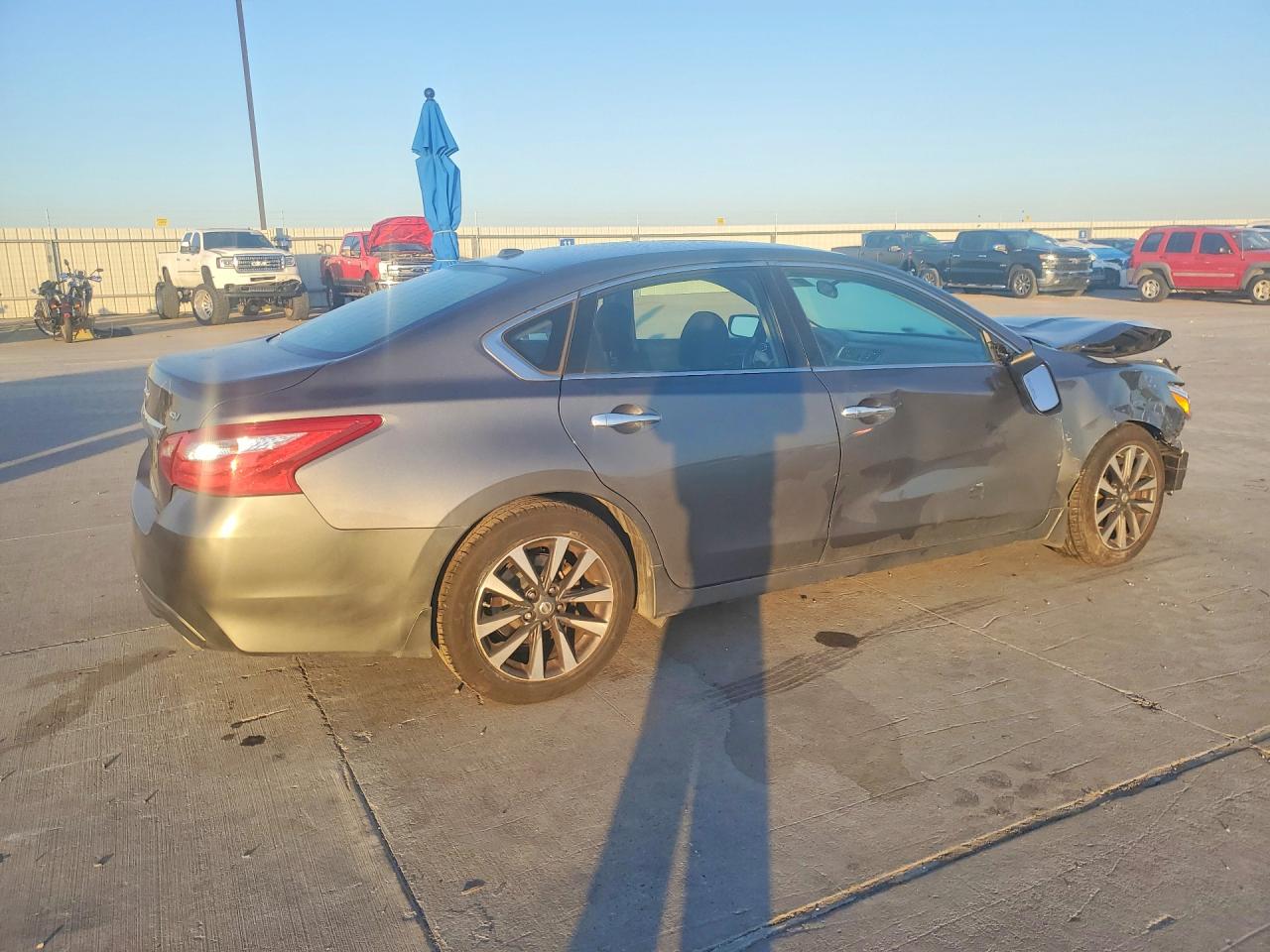 2017 NISSAN ALTIMA 2.5 SV photo 3