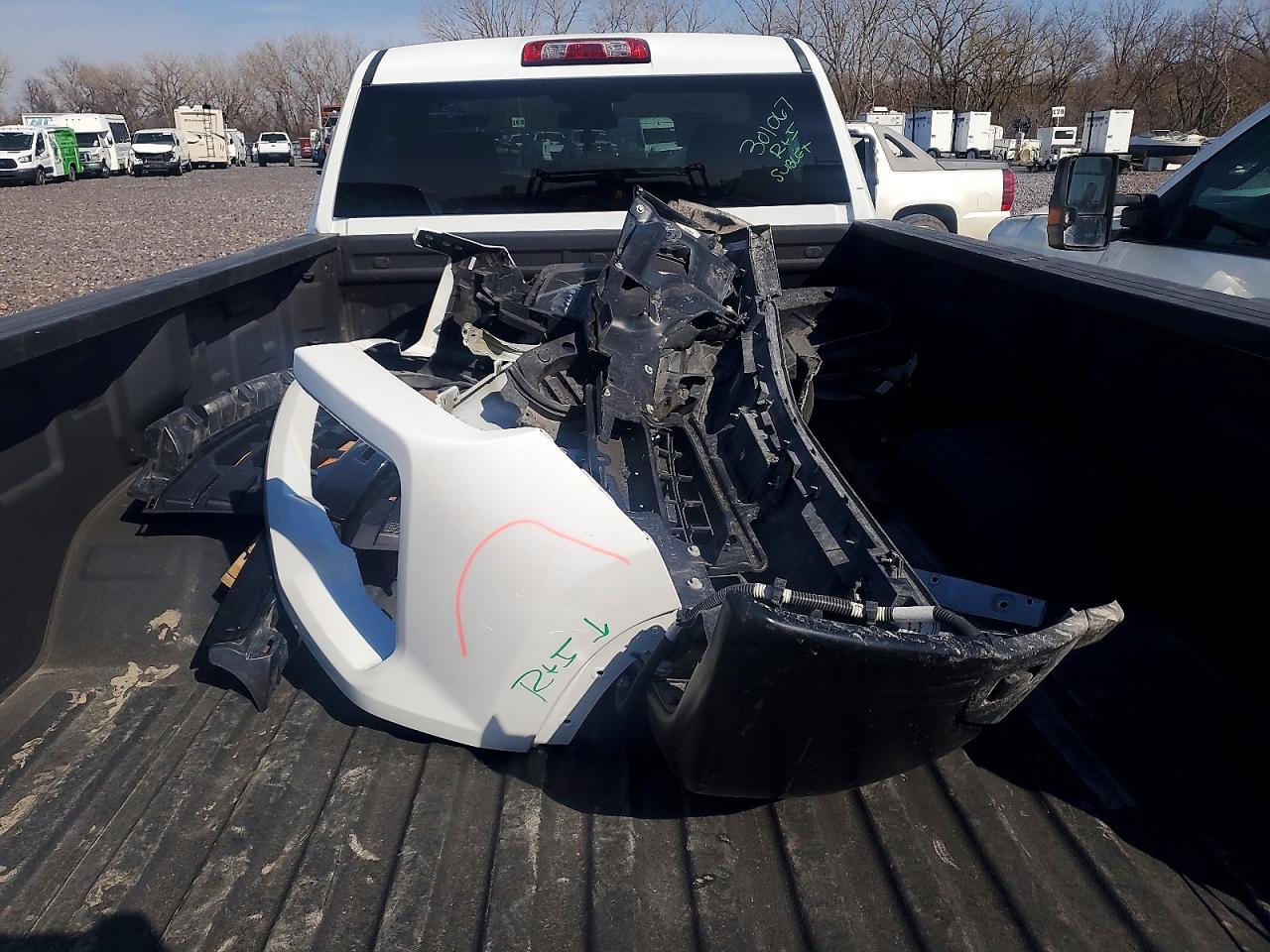 2024 CHEVROLET SILVERADO K3500 photo 13