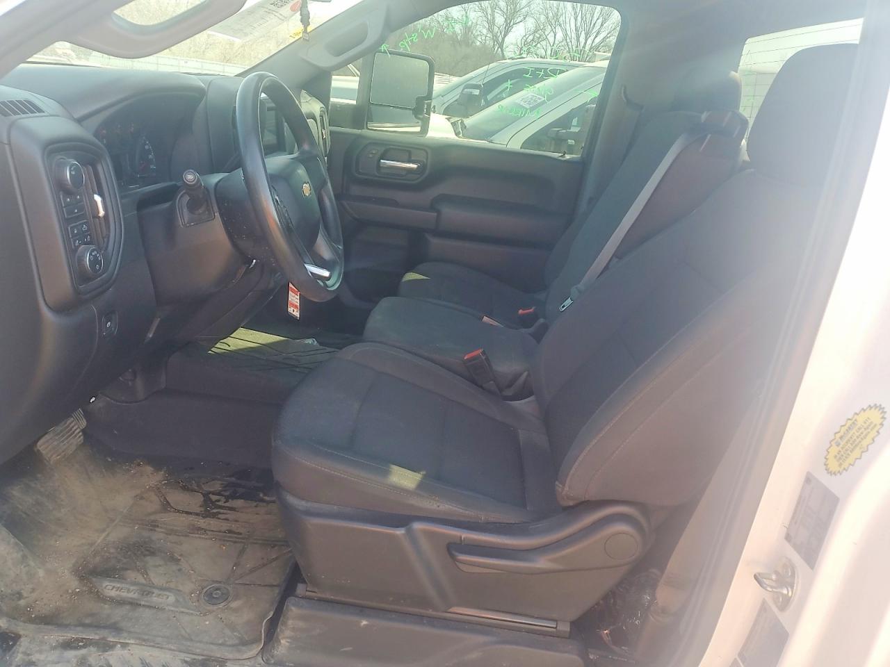 2024 CHEVROLET SILVERADO K3500 photo 7