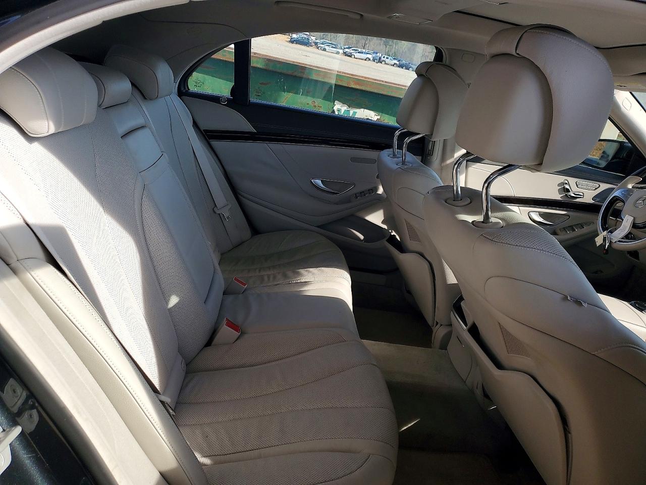 2015 MERCEDES-BENZ S 550 photo 28