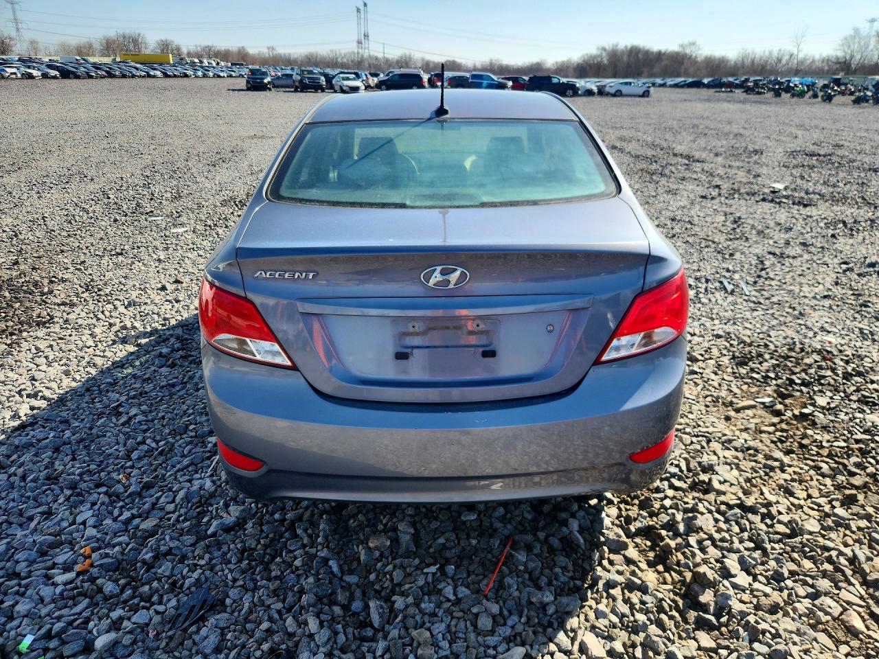 2017 HYUNDAI ACCENT SE photo 11
