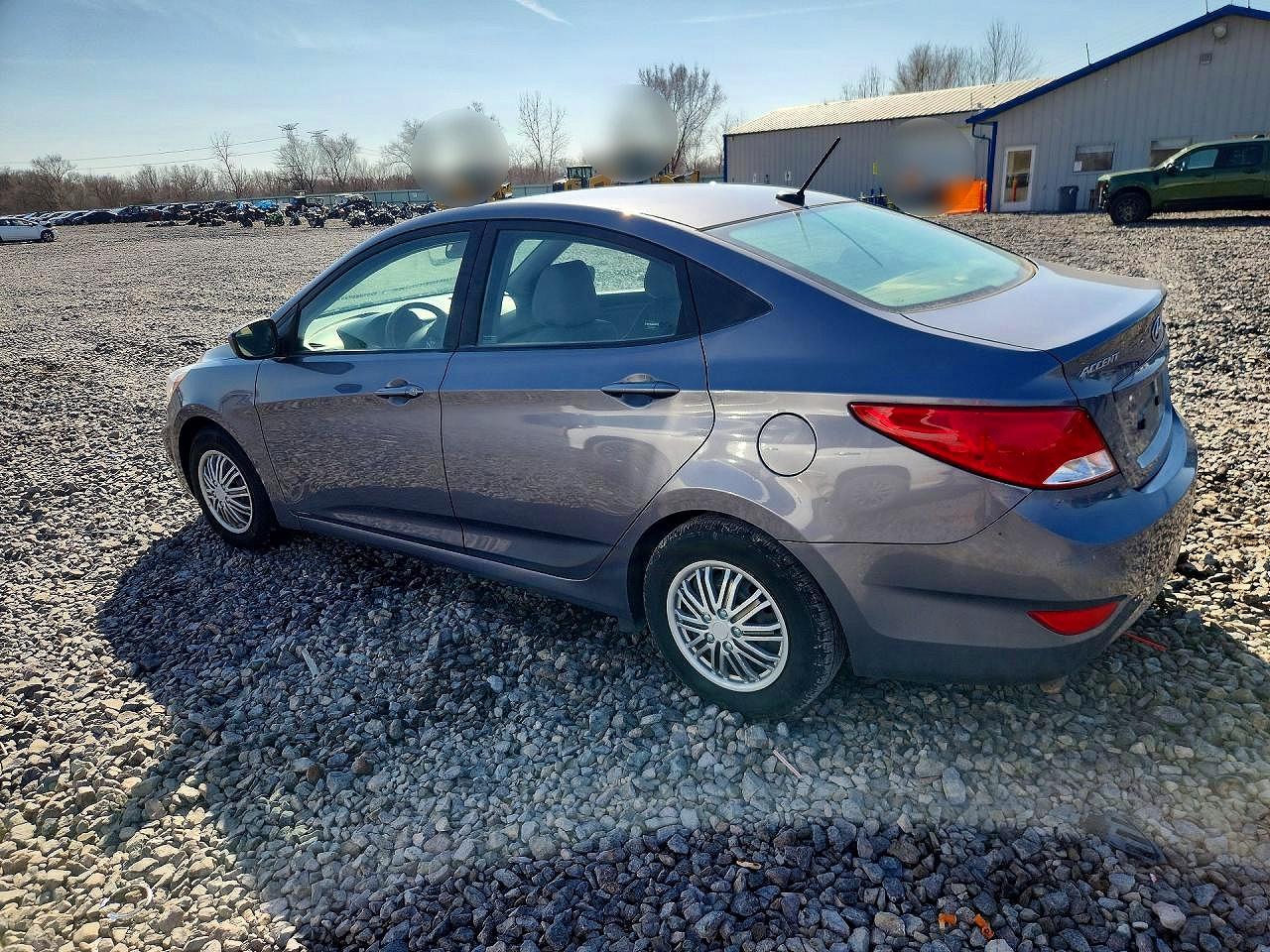 2017 HYUNDAI ACCENT SE photo 3