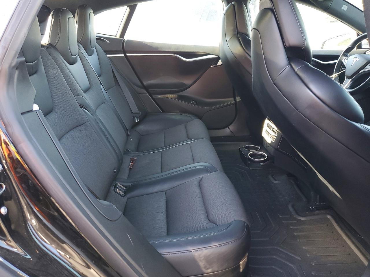 2018 TESLA MODEL S photo 19