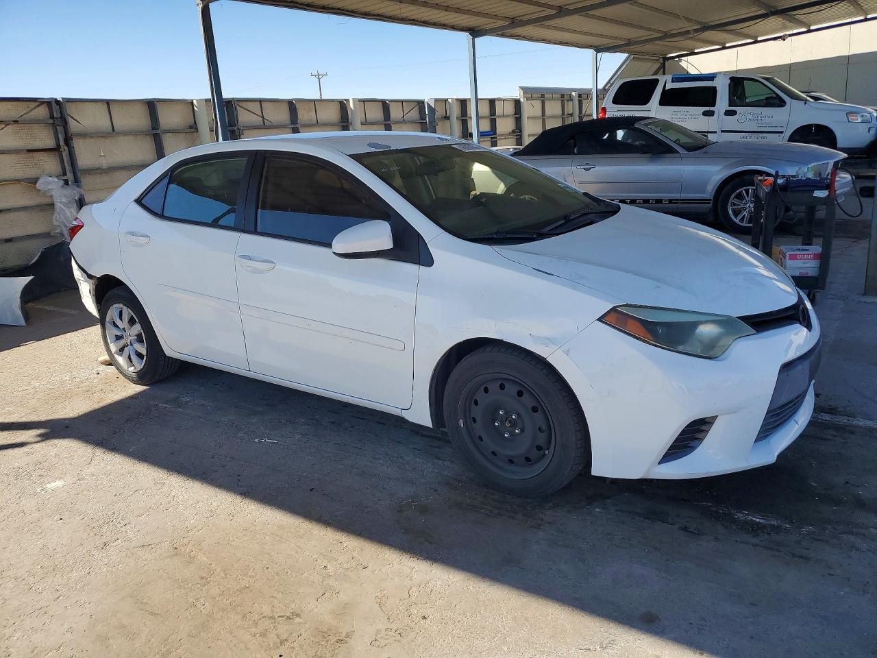 2015 TOYOTA COROLLA LE photo 7