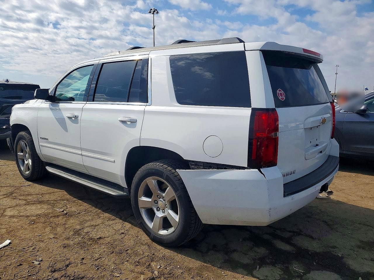 2017 CHEVROLET TAHOE K1500 LS photo 3