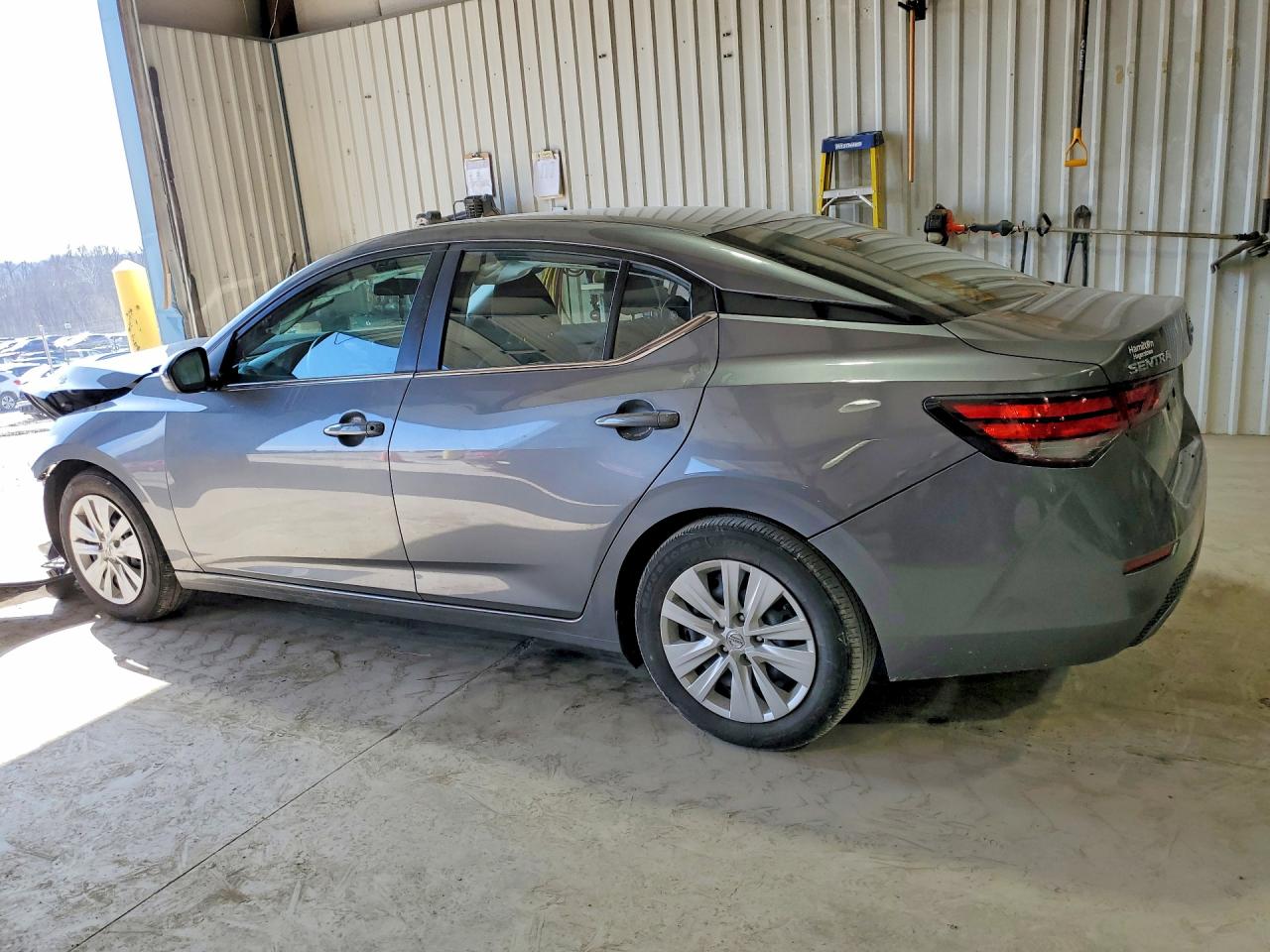 2023 NISSAN SENTRA S photo 3