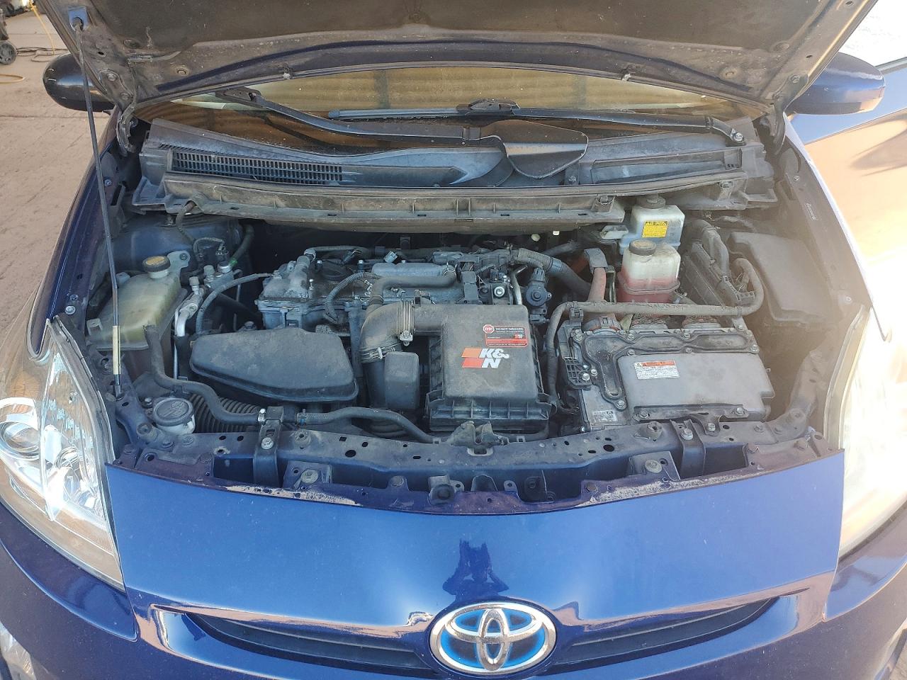 2010 TOYOTA PRIUS II photo 21