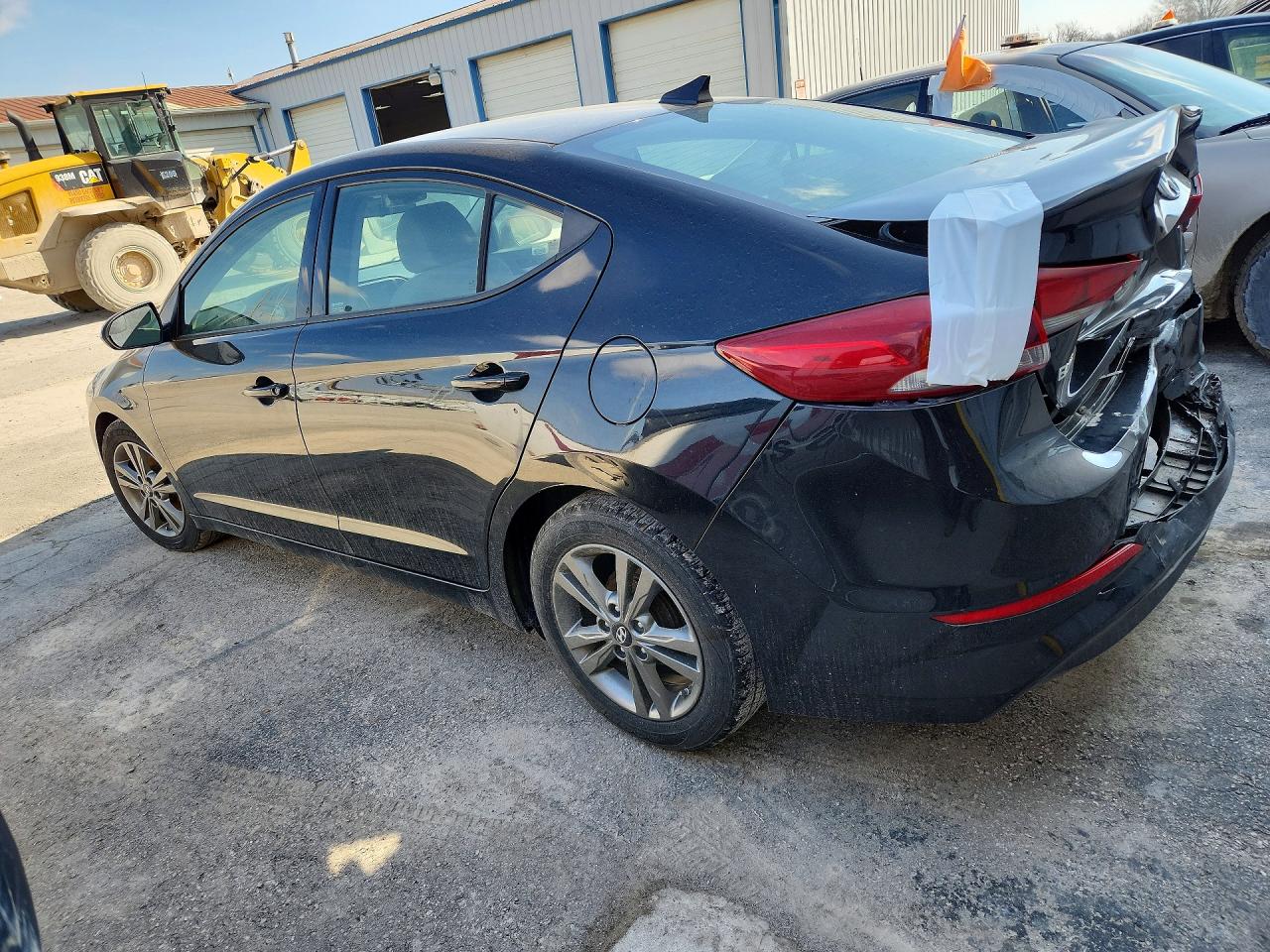 2017 HYUNDAI ELANTRA SE photo 3