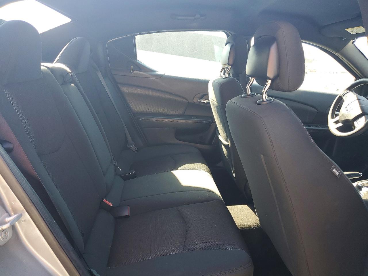 2013 DODGE AVENGER SE photo 10