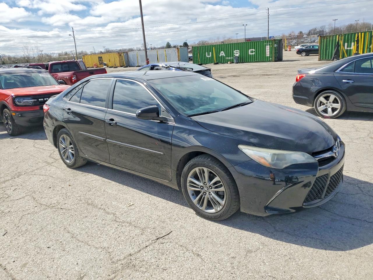 2016 TOYOTA CAMRY SE photo 7