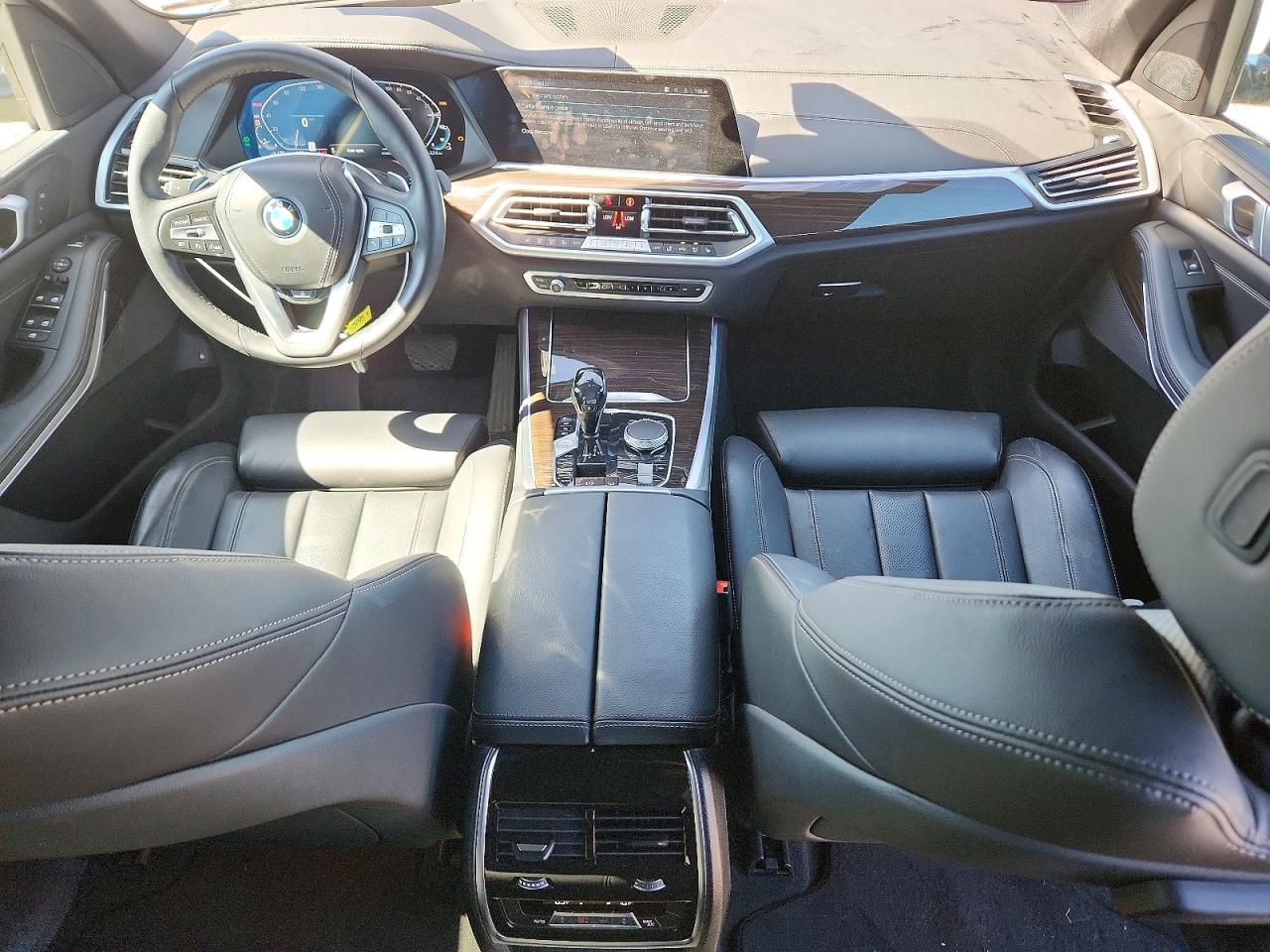 2022 BMW X5 XDRIVE45E photo 8