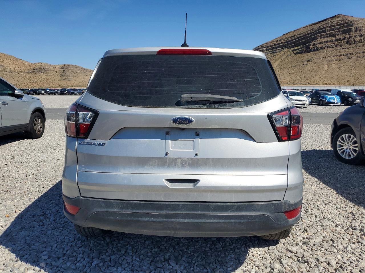2018 FORD ESCAPE S photo 11