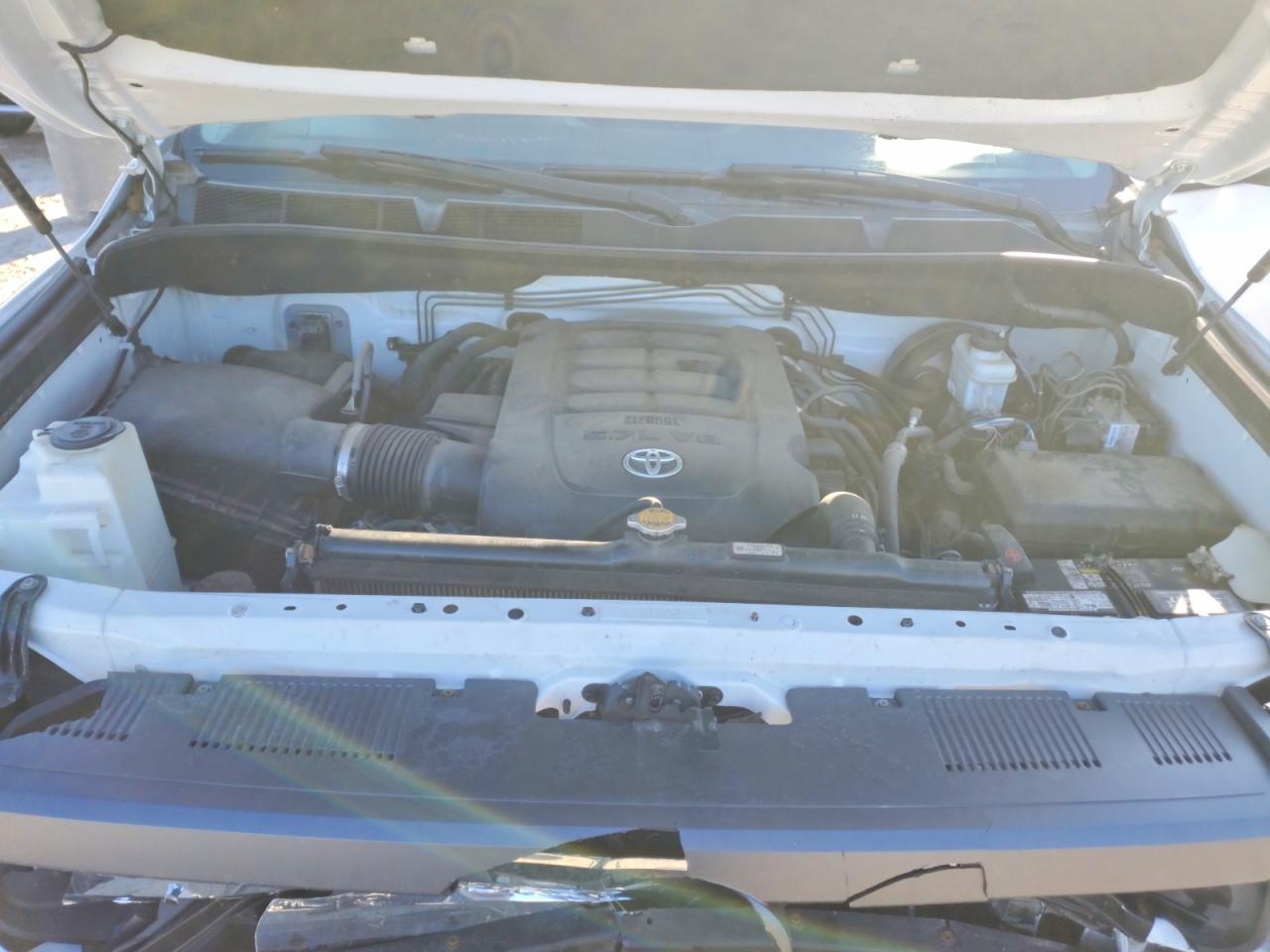2014 TOYOTA TUNDRA SR5 photo 21