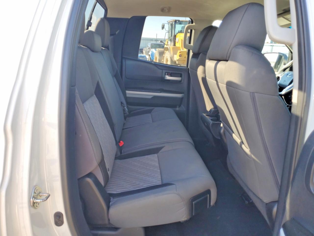 2014 TOYOTA TUNDRA SR5 photo 19