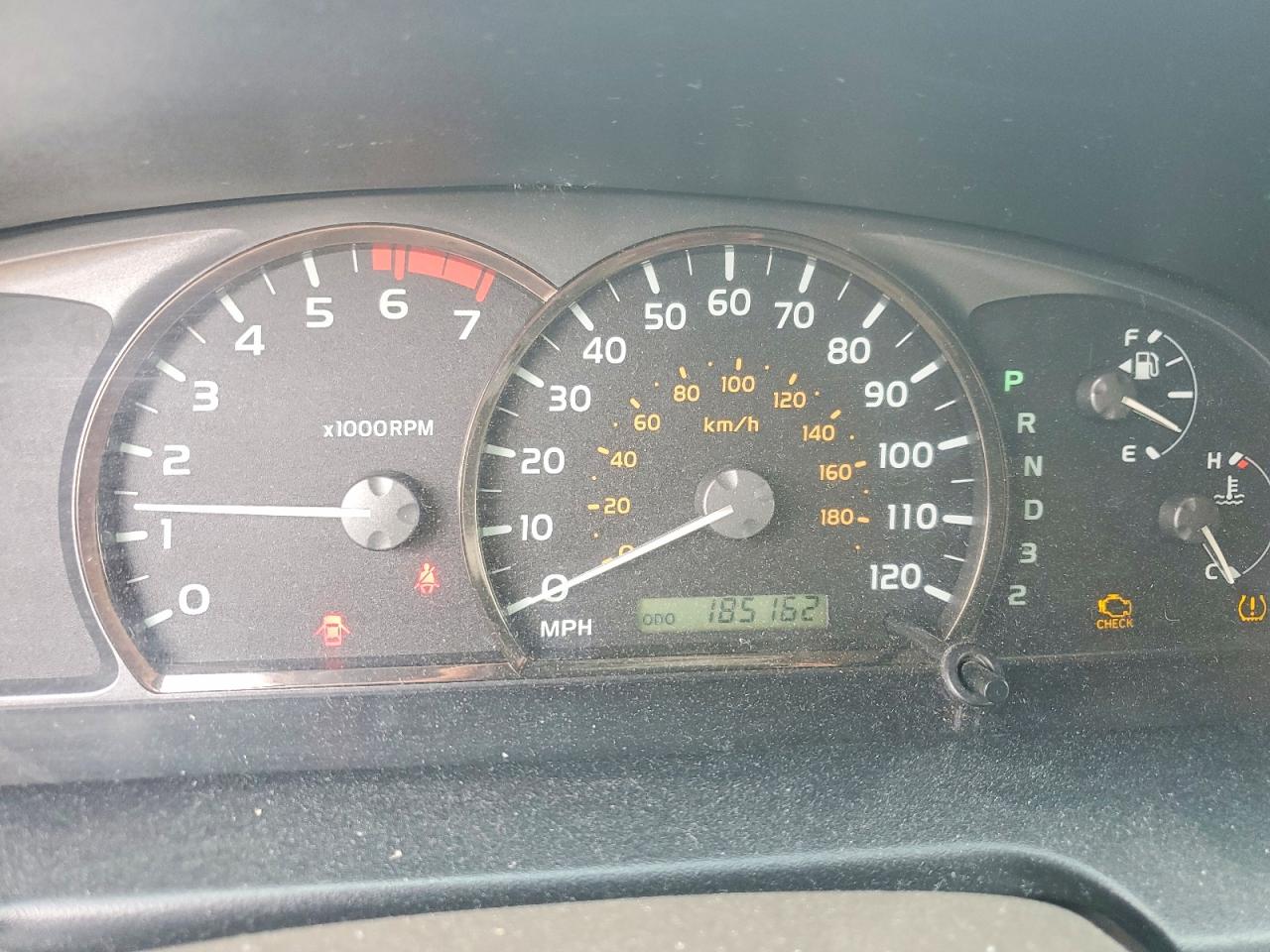 2007 TOYOTA SEQUOIA SR5 photo 9