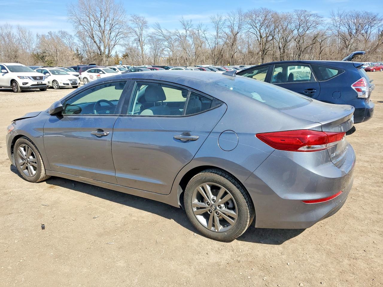 2018 HYUNDAI ELANTRA SEL photo 3