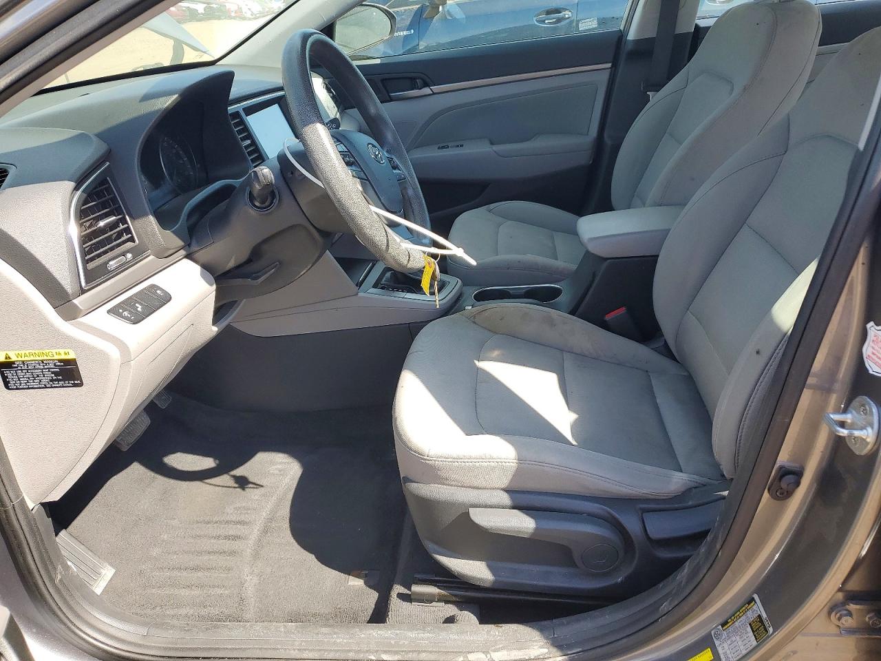 2018 HYUNDAI ELANTRA SEL photo 13