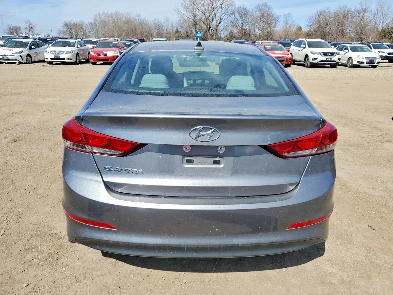 2018 HYUNDAI ELANTRA SEL photo 11