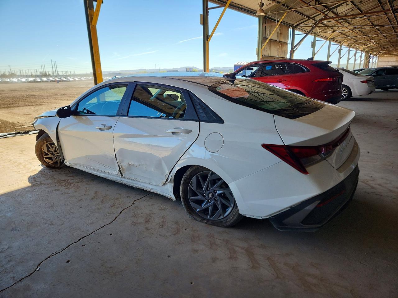 2024 HYUNDAI ELANTRA SEL photo 4