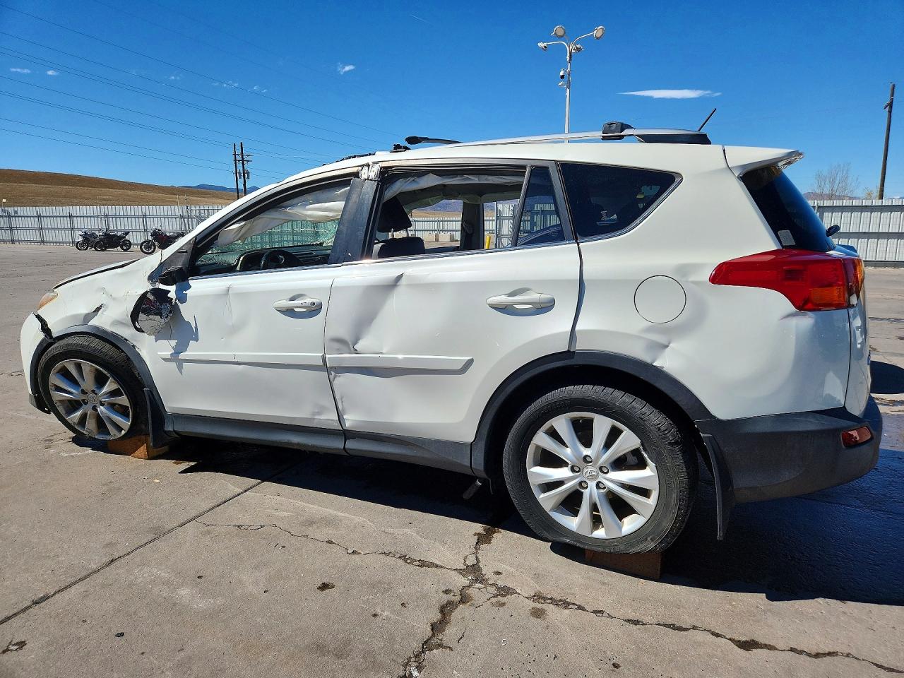 2013 TOYOTA RAV4 LIMITED photo 2