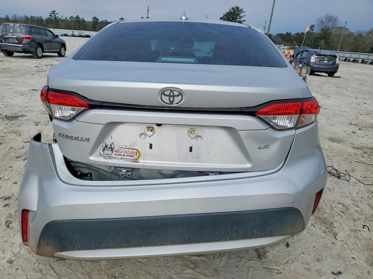 2021 TOYOTA COROLLA LE photo 16