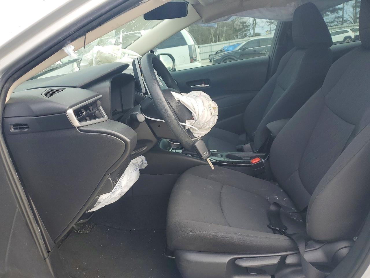 2021 TOYOTA COROLLA LE photo 19