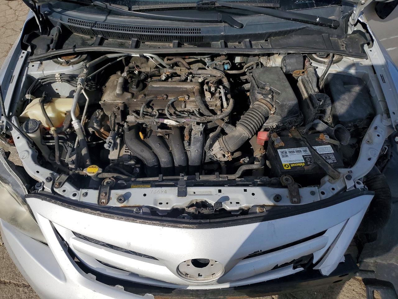 2011 TOYOTA COROLLA S photo 31