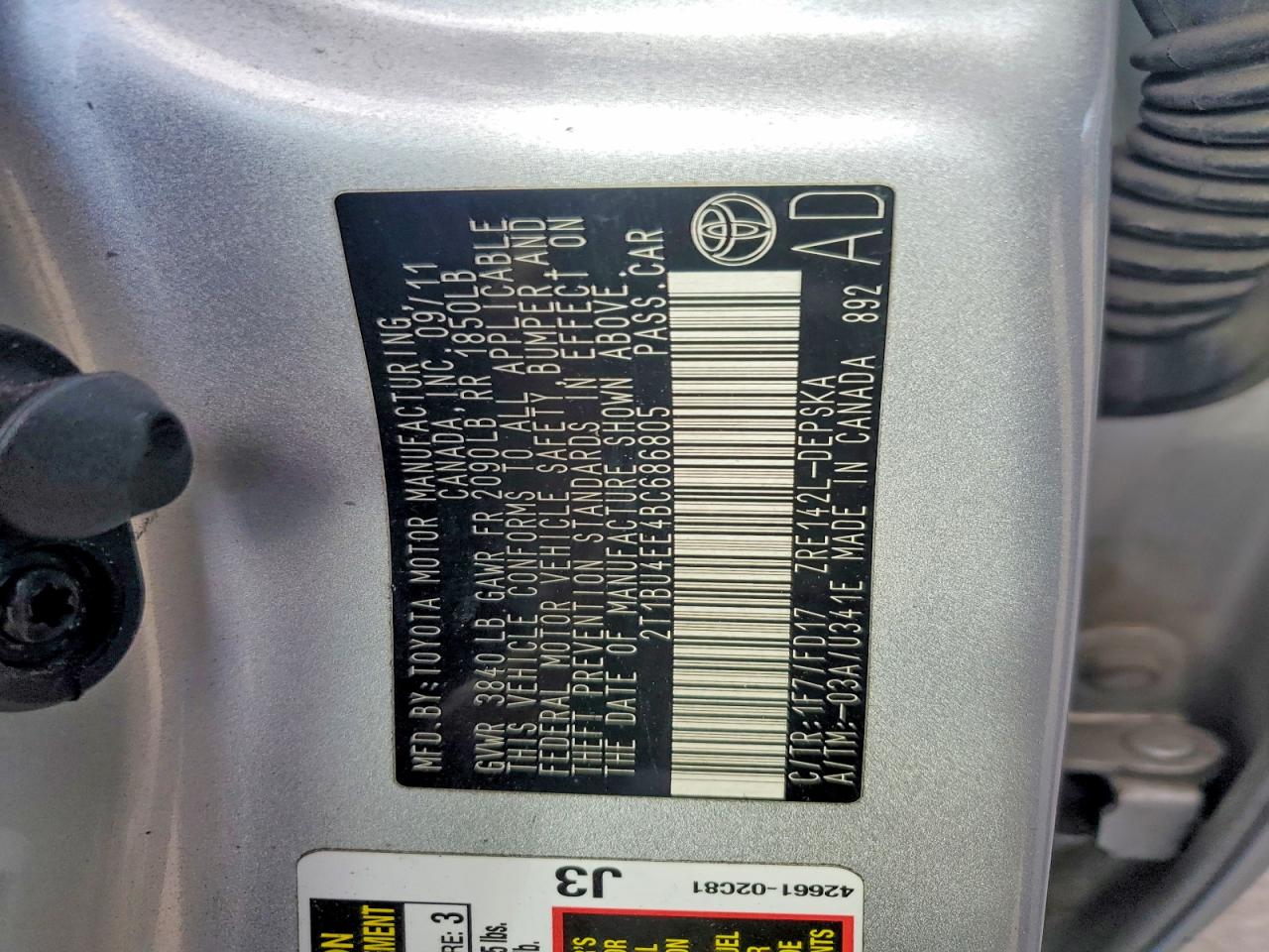 2011 TOYOTA COROLLA S photo 34