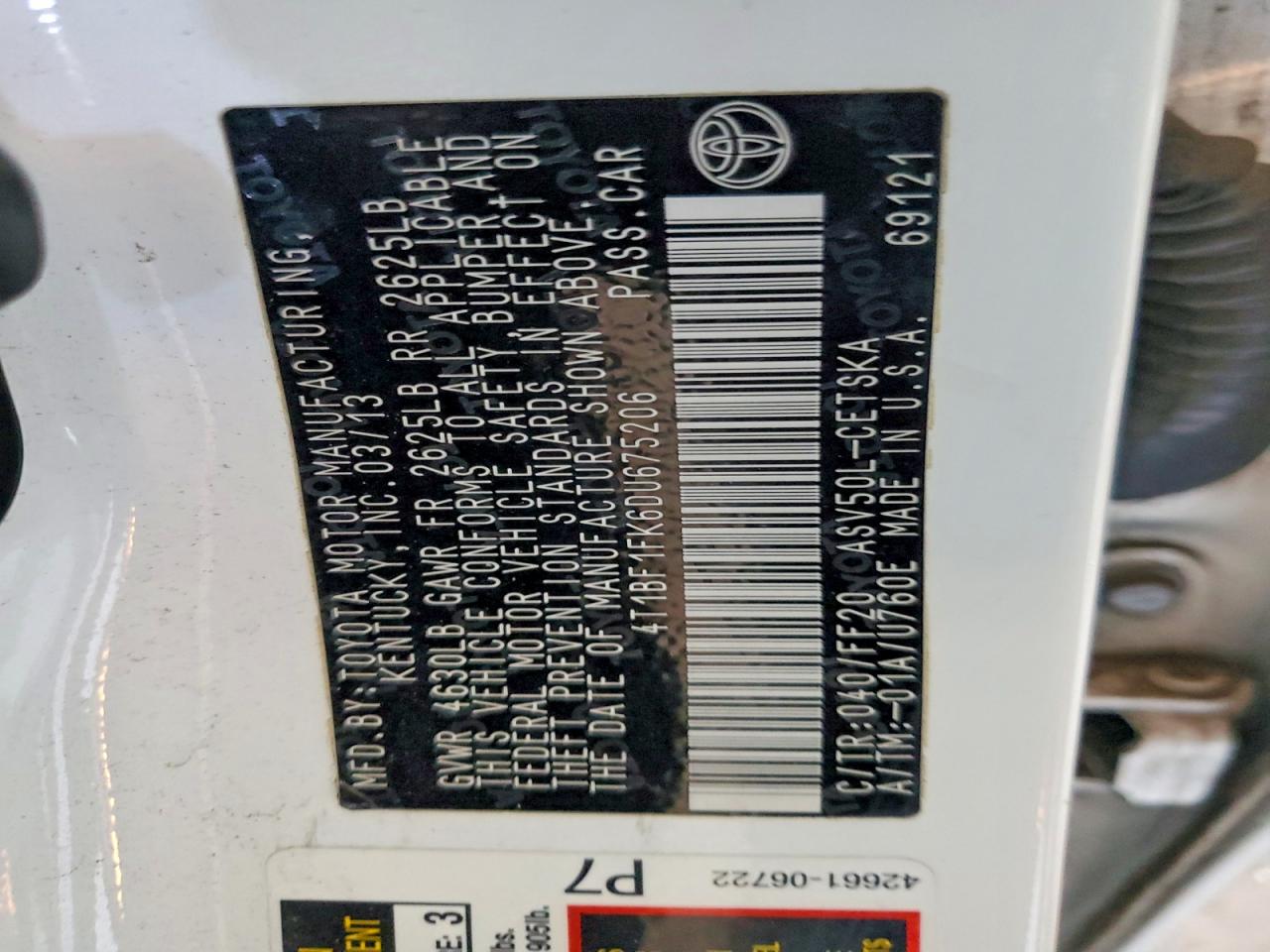 2013 TOYOTA CAMRY SE photo 12