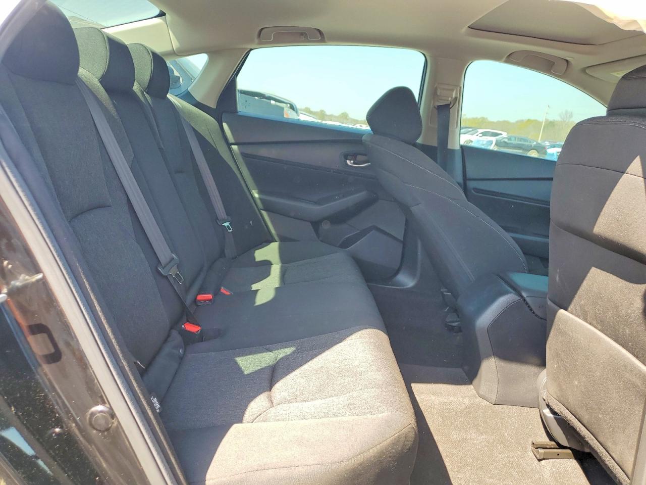 2024 HONDA ACCORD EX photo 19