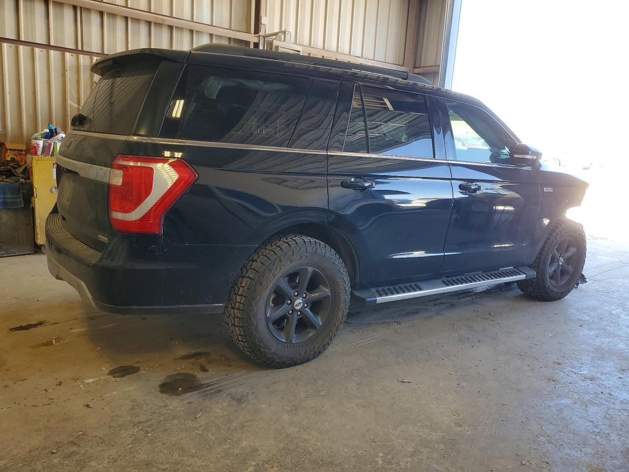 2018 FORD EXPEDITION XLT photo 5