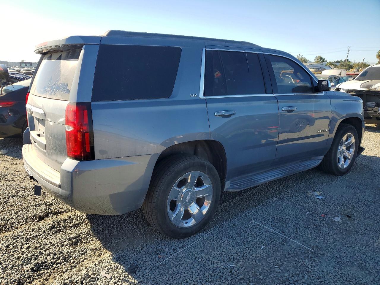 2016 CHEVROLET TAHOE C1500 LT photo 7