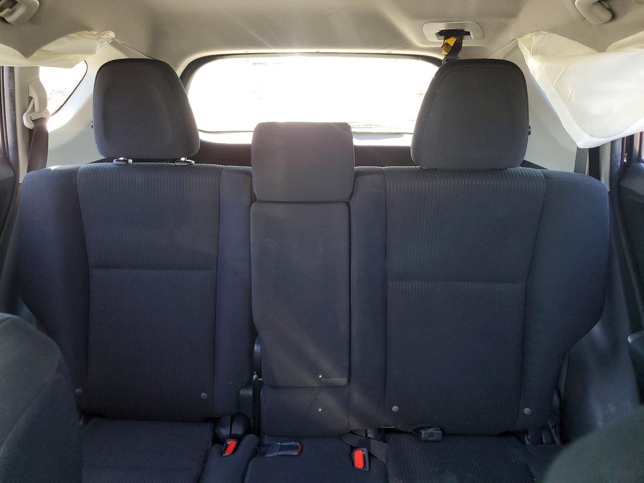 2018 TOYOTA RAV4 LE photo 19