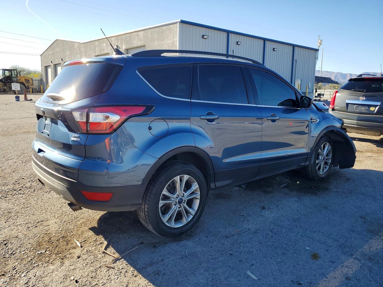 2018 FORD ESCAPE SEL photo 5