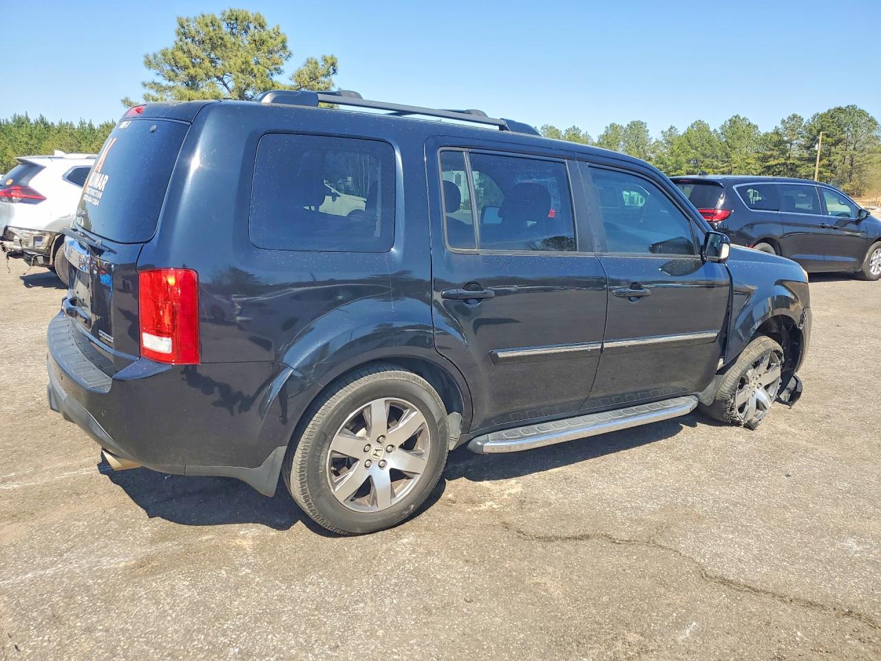 2015 HONDA PILOT photo 3