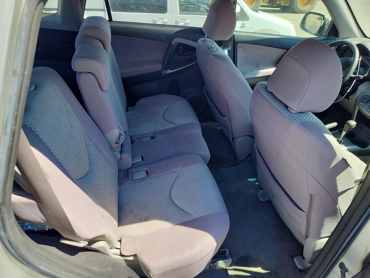 2006 TOYOTA RAV4 BASE photo 28