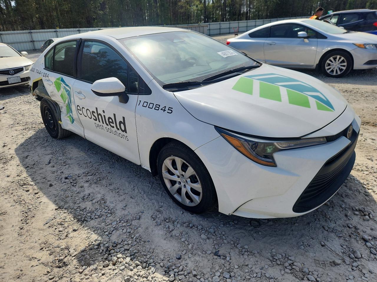 2025 TOYOTA COROLLA LE photo 7