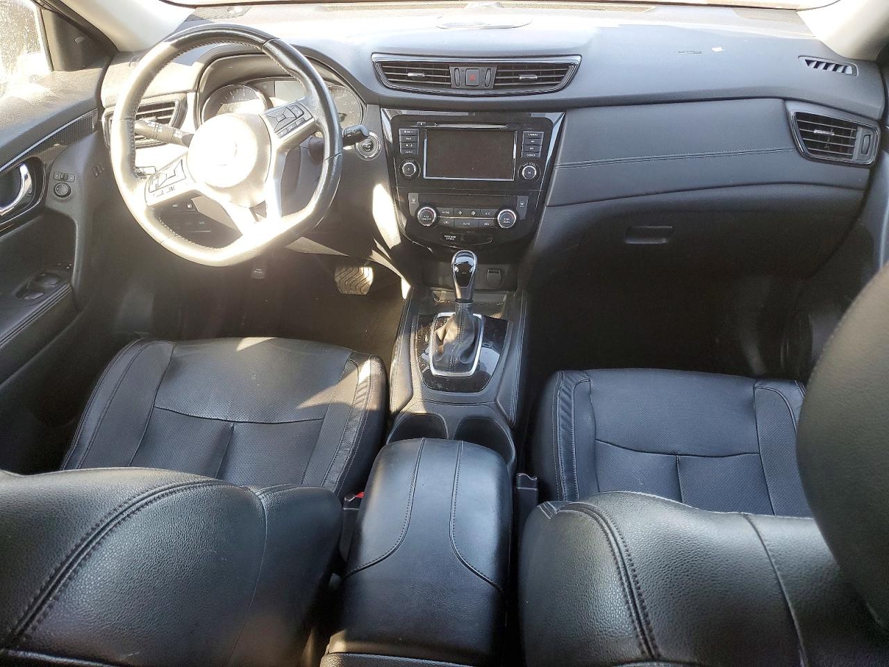 2018 NISSAN ROGUE S photo 15