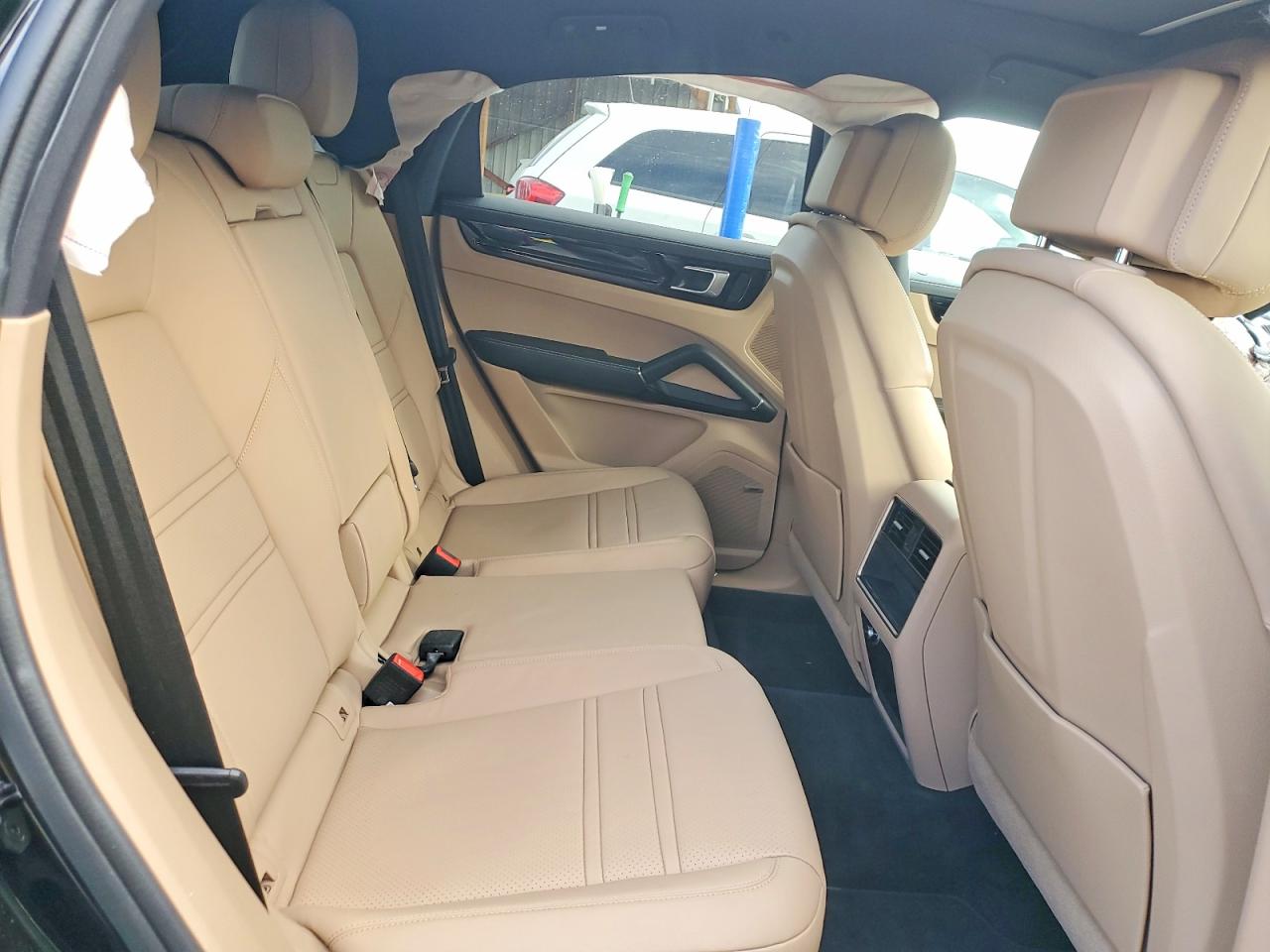 2022 PORSCHE CAYENNE E HYBRID COUPE photo 11