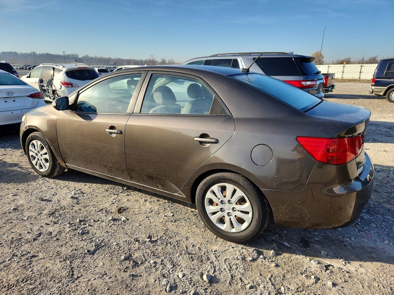 2010 KIA FORTE EX photo 3
