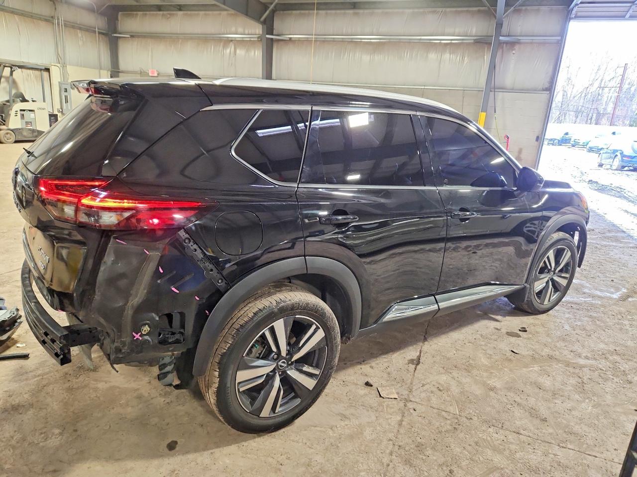 2023 NISSAN ROGUE PLATINUM photo 3