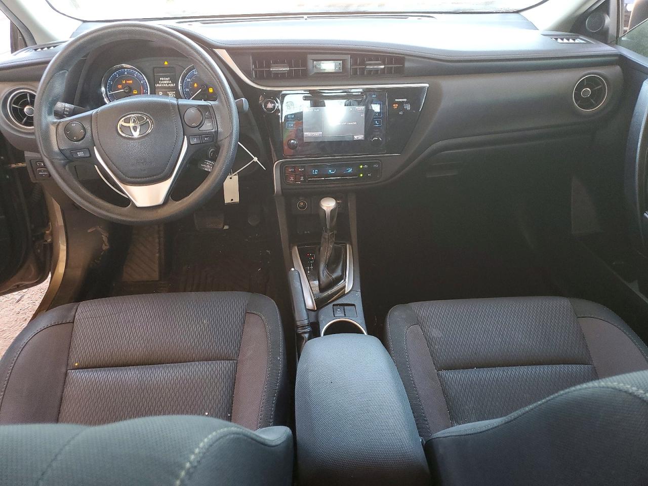 2017 TOYOTA COROLLA LE photo 15
